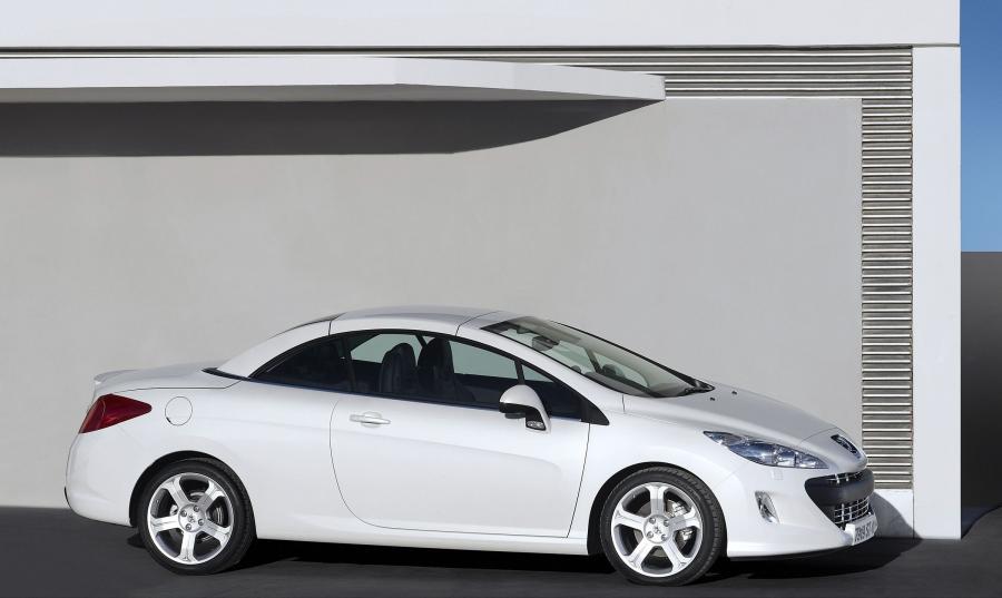  Peugeot 308 CC 2009 года  (фото 76 из 79)